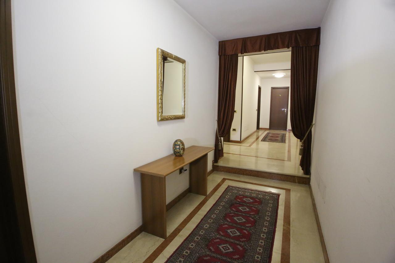 Hotel Paris Castel Goffredo Экстерьер фото